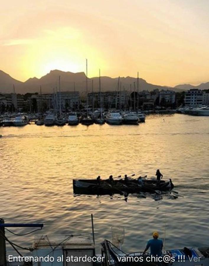 Altea, Callejeando Por Su Casco Antiguo. Buitenkant foto